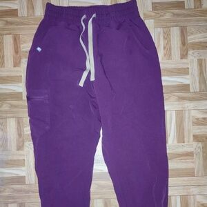 FIGS Women's Deep Purple High Waisted Zamora Jogger Scrub Pant Medium Petite M/P